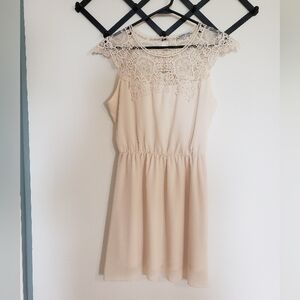Elegant Cream Lace Dress
